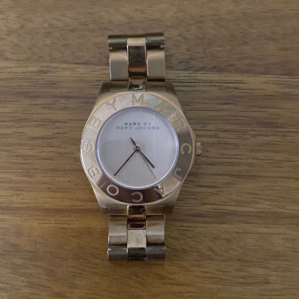 Genuine Marc by Marc Jacobs Rose Gold Women’s Watch.